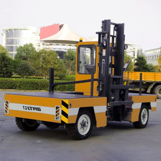 side load fork truck