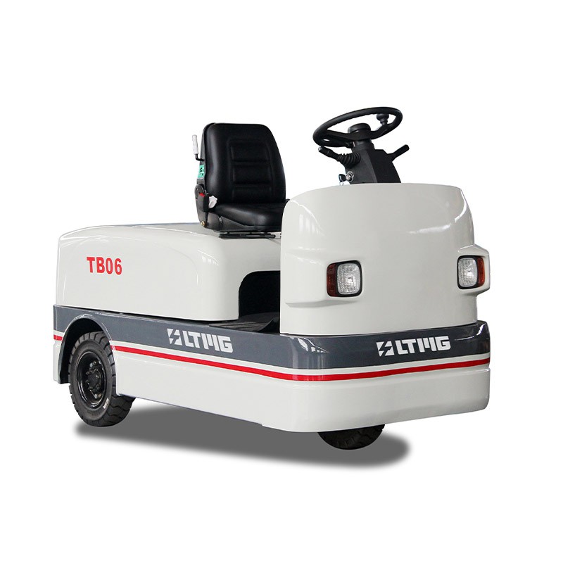 tug baggage tractor tug baggage tractor