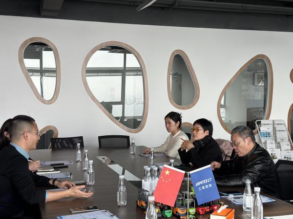 Discussion on College-Enterprise Cooperation Discussion on College-Enterprise Cooperation