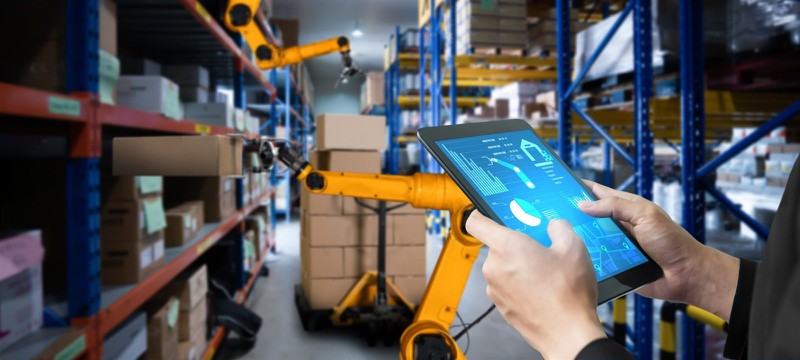 smart-robot-arm-systems-innovative-warehouse-factory-digital-technology1 smart-robot-arm-systems-innovative-warehouse-factory-digital-technology1