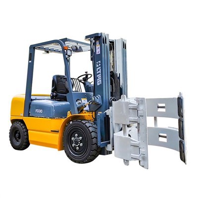 3 Ton Diesel Forklift With Bale Clamp Attachment