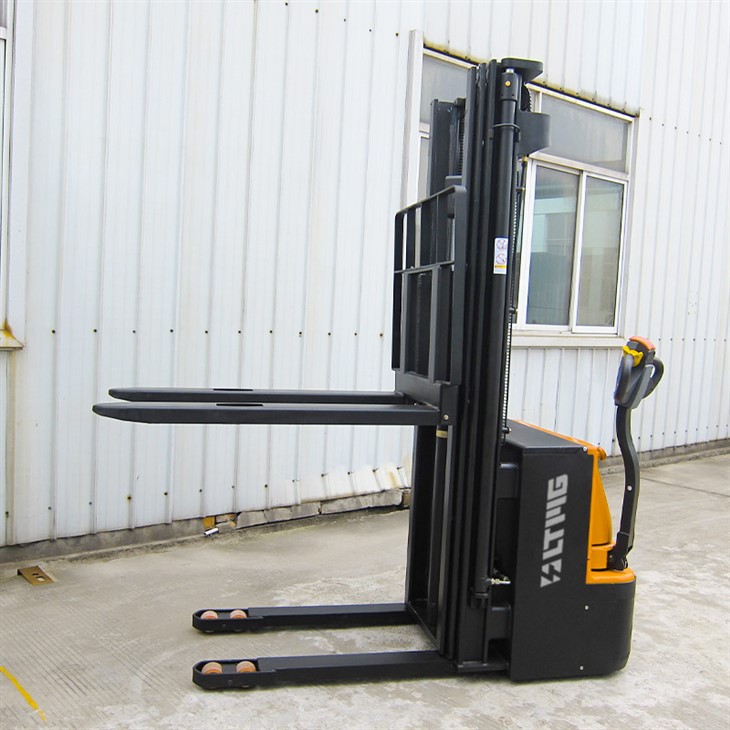1.5 ton electric pallet stacker