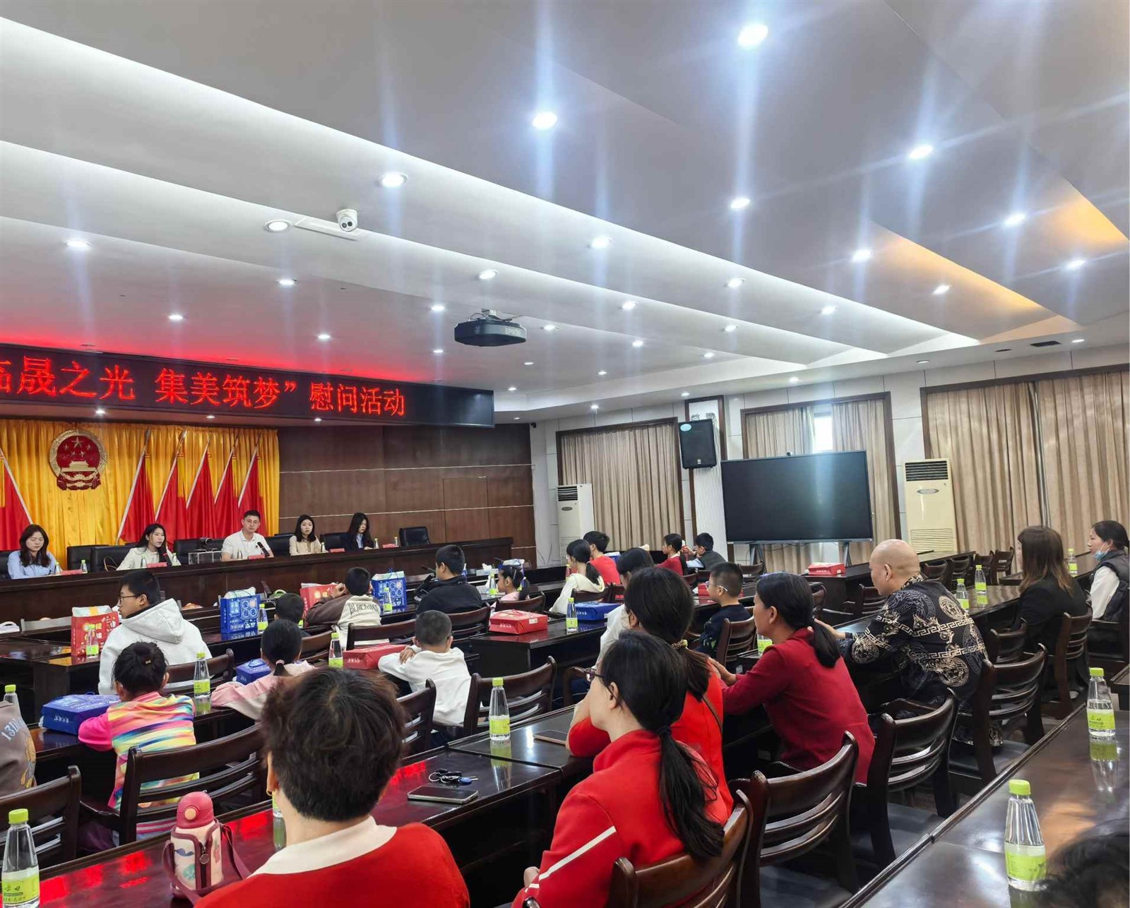 2025041414535411 2025041414535411